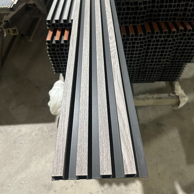 উচ্চ মানের ফ্লুটেড কম্পোজিট ডাব্লুপিসি অভ্যন্তরীণ দেয়াল আবরণ রঙিন