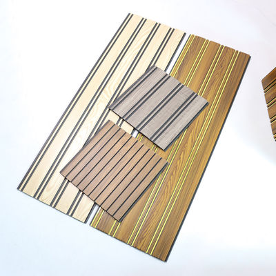 জলরোধী অগ্নিরোধী পিভিসি ওয়াল প্যানেল লাইটওয়েট সহজ ইনস্টলেশন বাথরুম রান্নাঘর লিভিং রুমের জন্য অভ্যন্তরীণ বাইরের ওয়াল বোর্ড