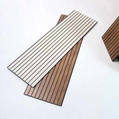 জলরোধী অগ্নিরোধী পিভিসি ওয়াল প্যানেল লাইটওয়েট সহজ ইনস্টলেশন বাথরুম রান্নাঘর লিভিং রুমের জন্য অভ্যন্তরীণ বাইরের ওয়াল বোর্ড