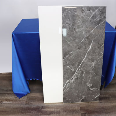 পরিবেশ বান্ধব জলরোধী পিভিসি শাওয়ার ওয়াল প্যানেল সহজ পরিষ্কার পৃষ্ঠ