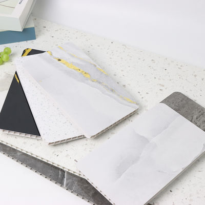 পরিবেশ বান্ধব জলরোধী পিভিসি শাওয়ার ওয়াল প্যানেল সহজ পরিষ্কার পৃষ্ঠ