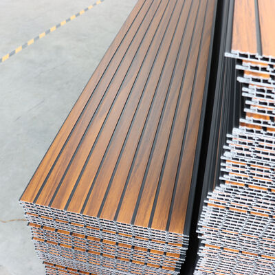 রেস্তোরাঁ, হাসপাতাল, পরীক্ষাগারে ব্যবহৃত উন্নত আর্দ্রতা-প্রতিরোধী পিভিসি ফ্লুটেড ওয়াল প্যানেল