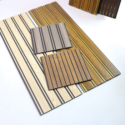 আধুনিক অভ্যন্তরীণ সিলিং প্রাচীর সজ্জার জন্য আর্দ্রতা-প্রতিরোধী সহজে ইনস্টল করা পিভিসি ফ্লুটেড সিলিং ওয়াল প্যানেল