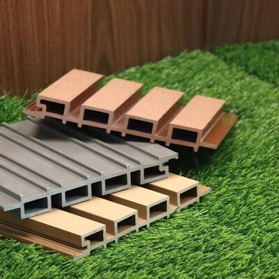 বাইরের জন্য তাপ এবং শব্দ নিরোধক Wpc আউটডোর ক্ল্যাডিং এক্সটেরিয়র ওয়াল প্যানেল