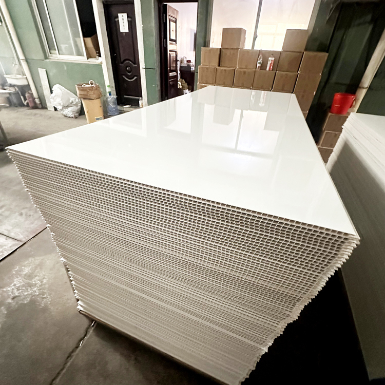 জলরোধী সহজ ইনস্টলেশন পিভিসি শাওয়ার ওয়াল প্যানেল বাথরুমের সজ্জার জন্য