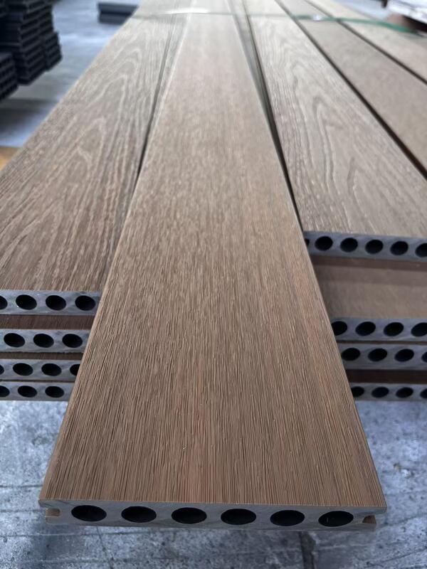 ডব্লিউপিসি অ্যান্টিগ্রিয়েটাস প্যারা পিসিনা ওয়াই সুয়েলো বাহ্যিক আউটডোর জলরোধী প্লাস্টিক ডেকিং