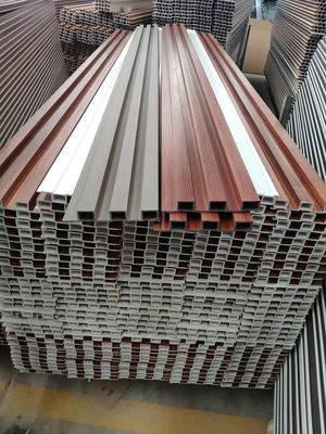 কাঠের বিকল্প ইন্ডোর 195x28mm অভ্যন্তরীণ WPC ওয়াল প্যানেল WPC আলংকারিক ওয়াল প্যানেল