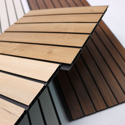 শব্দ নিরোধক পিভিসি ওয়াল প্যানেল তাপ নিরোধক ওয়াল বোর্ড বেডরুম অফিস পার্টিশন ওয়াল শক্তি সাশ্রয়ী উপাদান