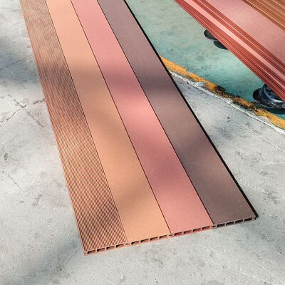 আবহাওয়া প্রতিরোধী এবং সহজ ইনস্টলেশনের সাথে বহিরাগত ওয়াল প্যানেল WPC আউটডোর কাঠ প্লাস্টিক কম্পোজিট